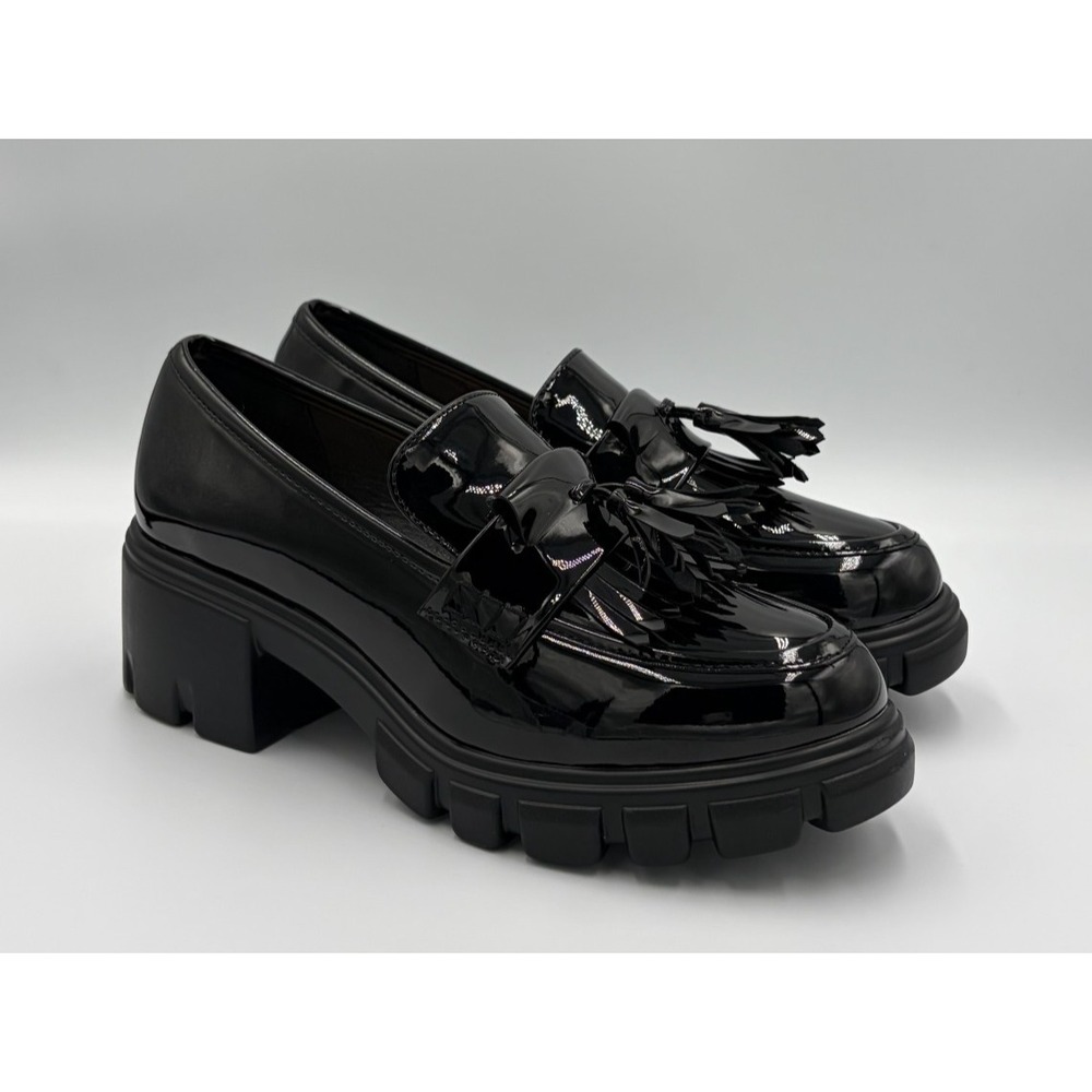 JustFab Sofia Womens 8.5 Black Patent Look Tassel Kiltie Chunky Lug Heel Loafers